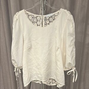 Toska cream Lace Blouse with Flutter Sleeves